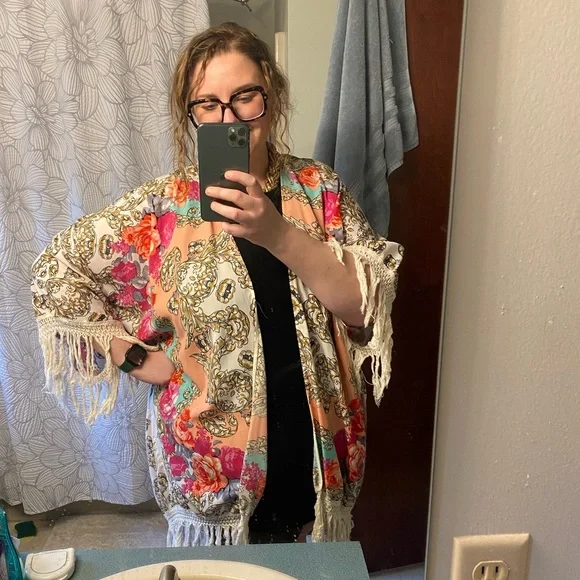 BONGO Floral Multicolor kimono - Picture 11 of 11